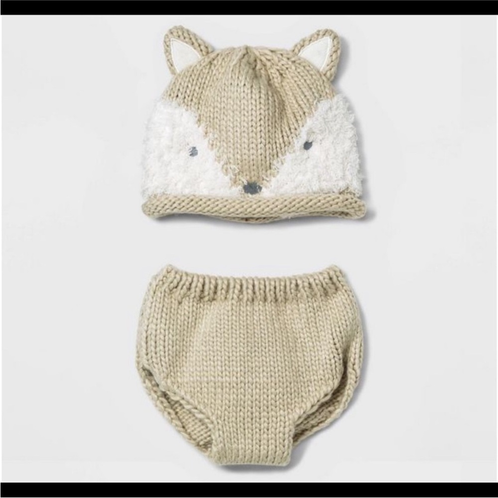 NWT Cloud Island Tan and White Fox Knit Hat and Diaper Cover Set NWT (0-3M)